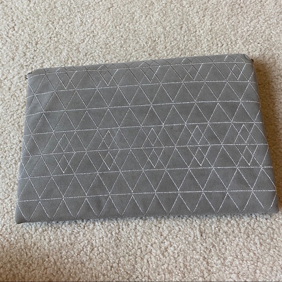 Stella & Dot Clutch with Built in Wallet - Picture 5 of 6